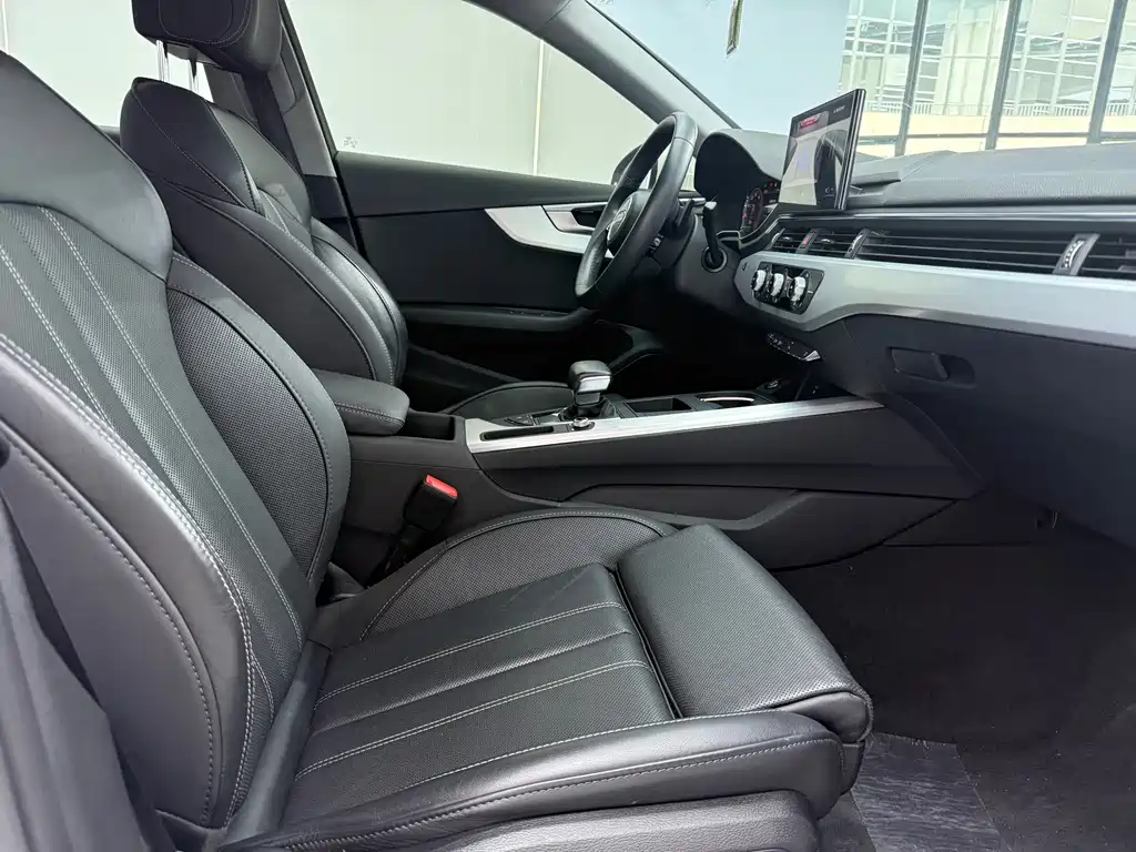 Audi A4L — миниатюра 6
