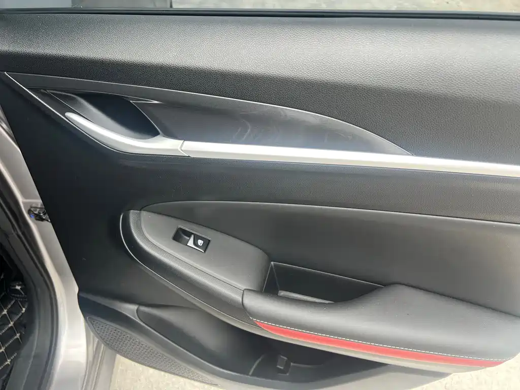 Changan Eado — миниатюра 10