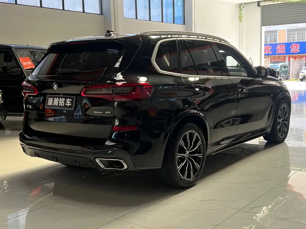BMW X5 (Import) — миниатюра 3