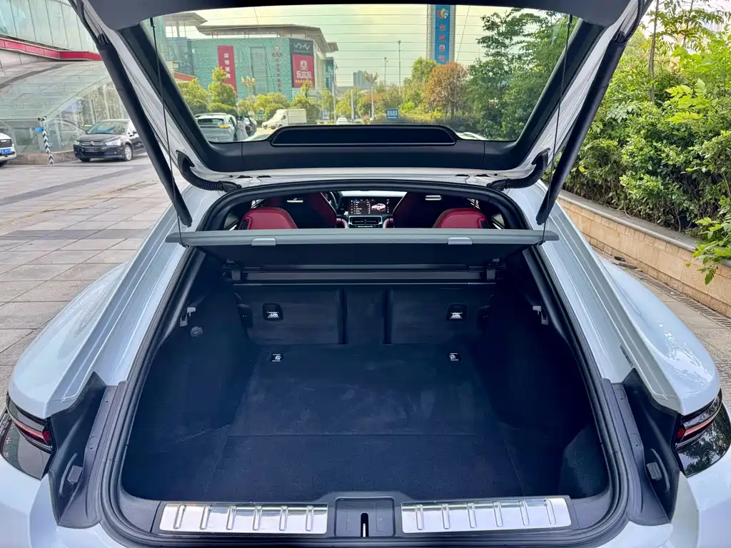 Porsche Panamera — миниатюра 23