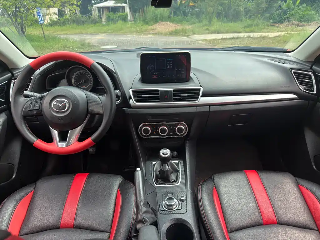 Mazda 3 Axela — миниатюра 6