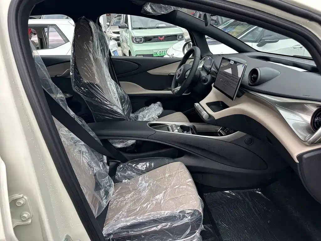 BYD Dolphin — миниатюра 8