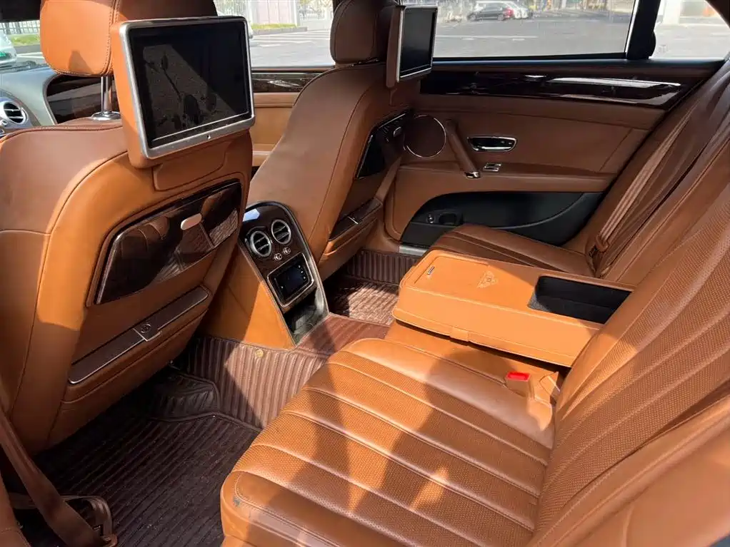 Bentley Flying Spur 2014 4.0T V8 Standard
