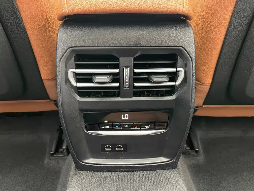 BMW 3 Series — миниатюра 18