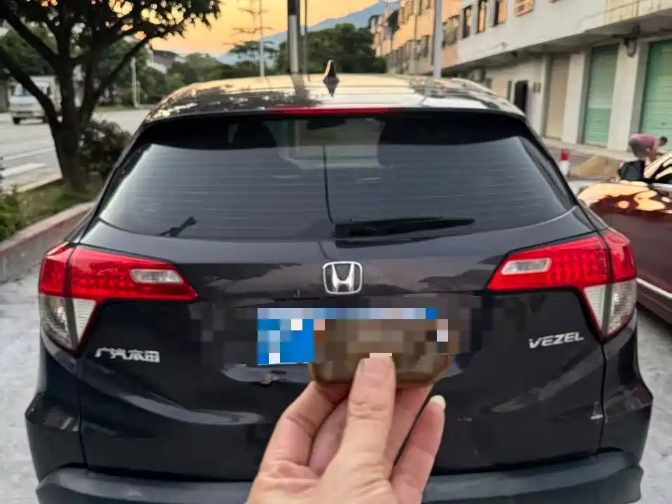 Honda Vezel — миниатюра 3