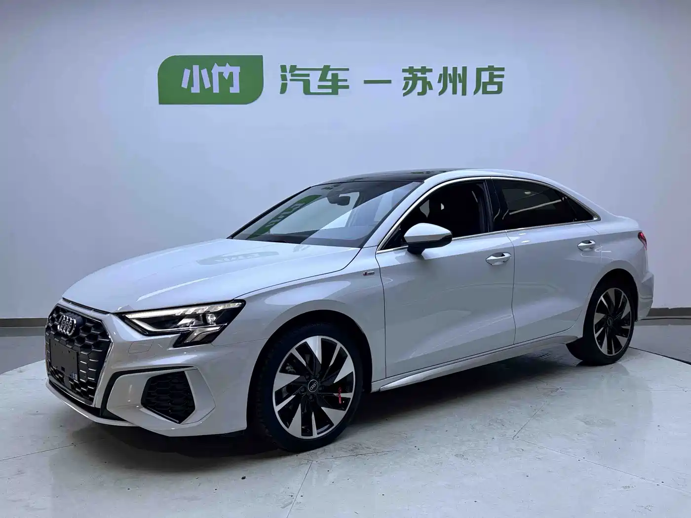 奥迪A3 2023款 改款 A3L Limousine 35 TFSI 时尚运动型 2023