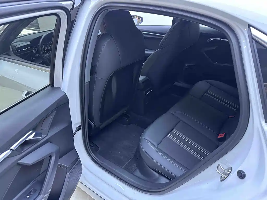 Audi A3 — миниатюра 11
