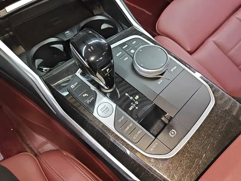 BMW 3 Series — миниатюра 14
