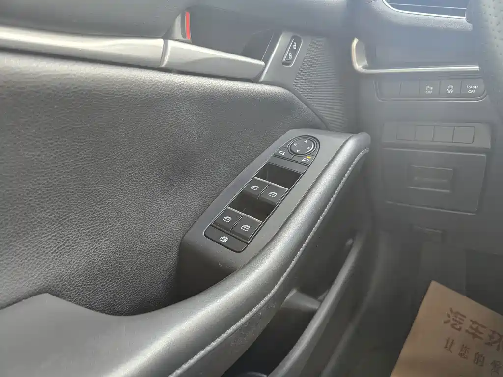 Mazda 3 Axela — миниатюра 15