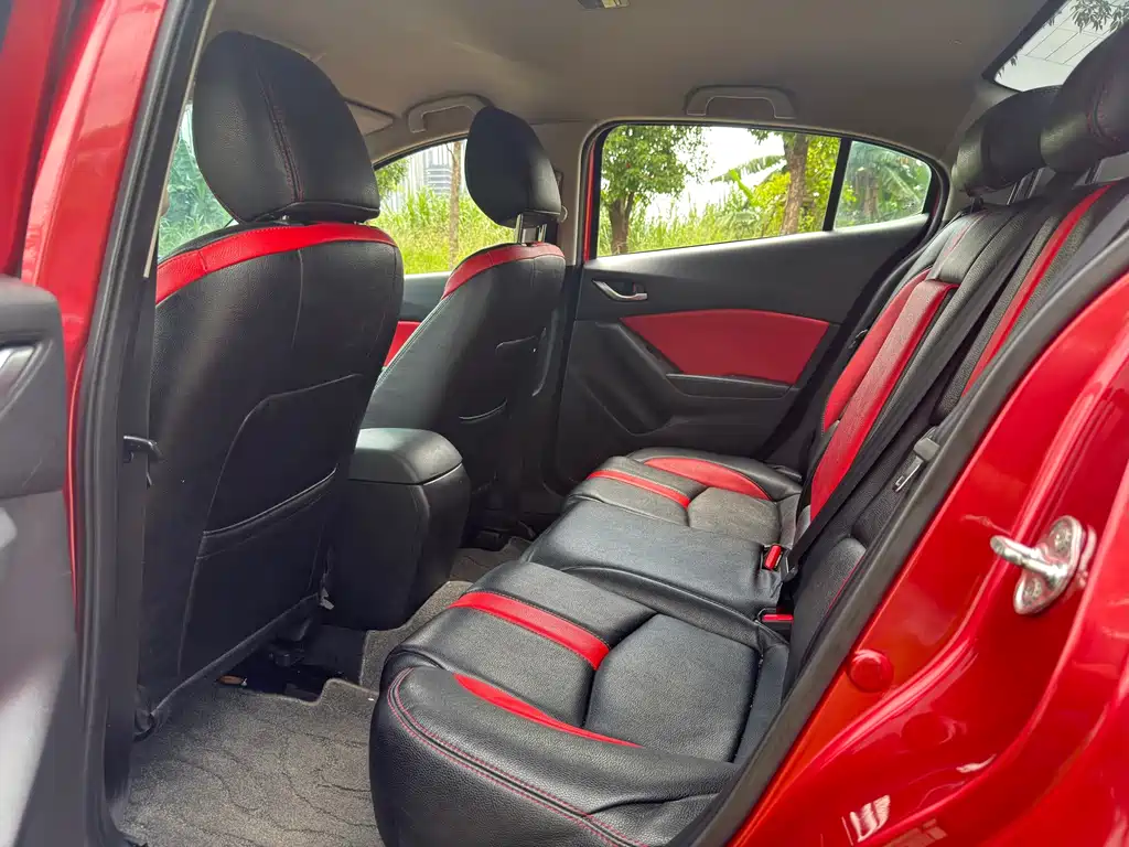 Mazda 3 Axela — миниатюра 7