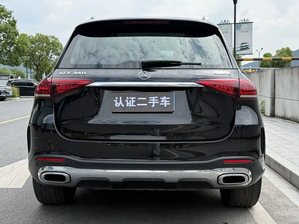 Mercedes-Benz GLE (Import) — миниатюра 6