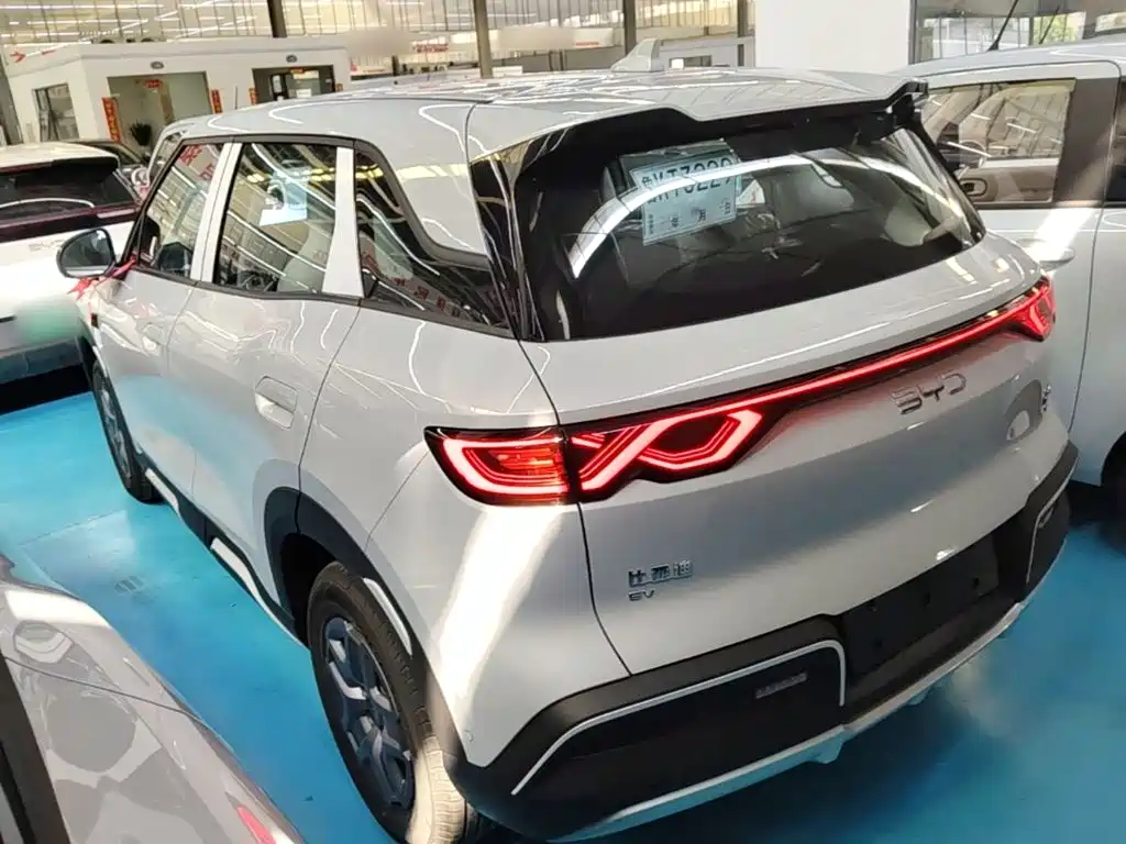 BYD Yuan UP — миниатюра 5