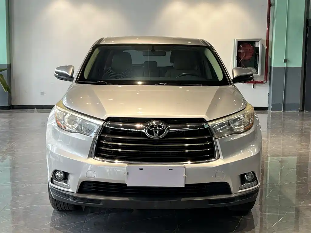 Toyota Highlander — миниатюра 2