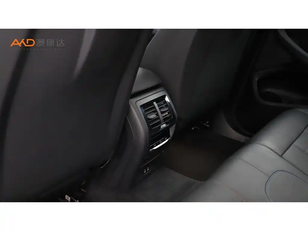 BMW X4 M40i — миниатюра 9