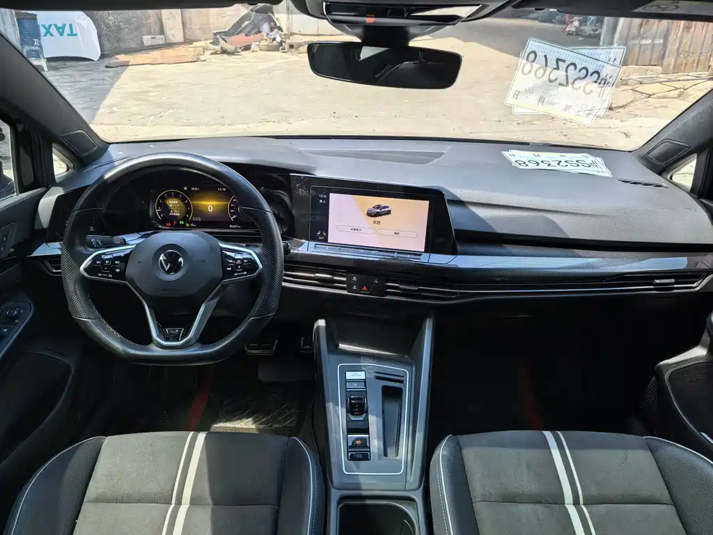 Volkswagen Golf — миниатюра 9