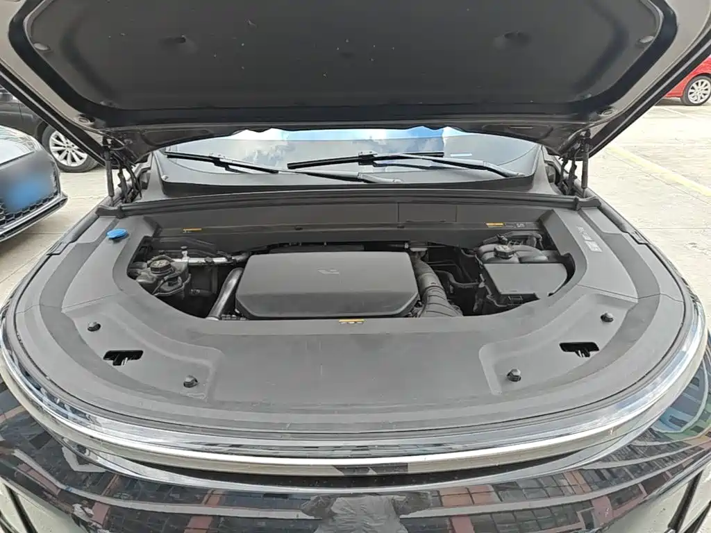 Li Auto Li L8 — миниатюра 20