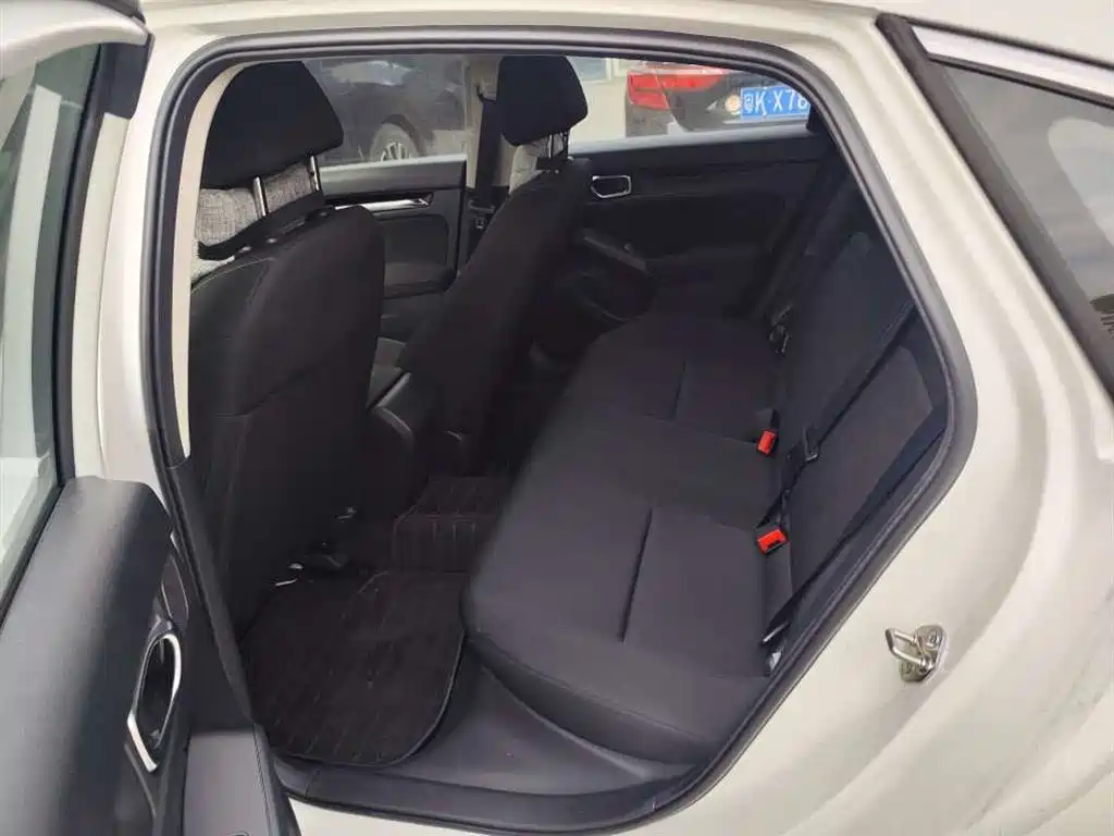 Honda Civic — миниатюра 10