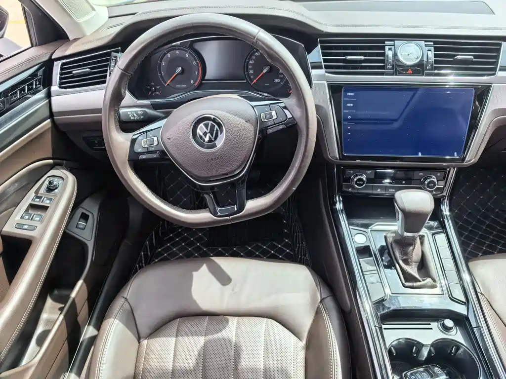 Volkswagen Phideon — миниатюра 5