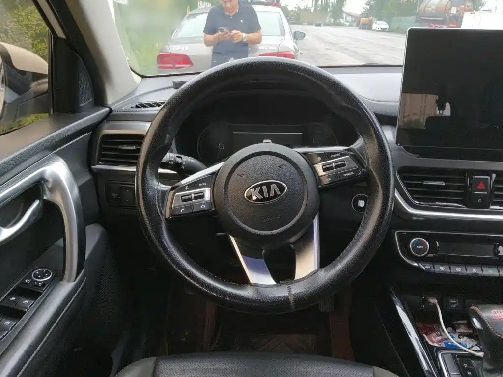 Kia Sportage — миниатюра 6