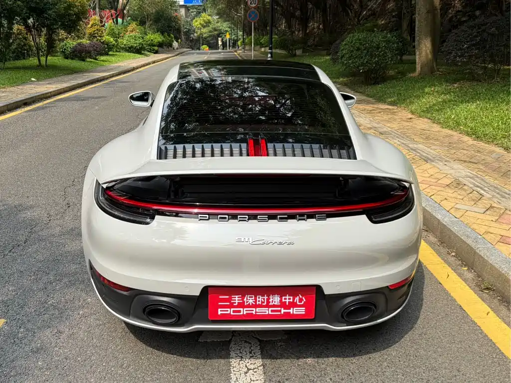 Porsche 911 2020 Carrera 3.0T