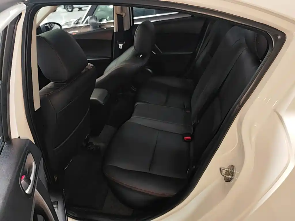 Mazda 3 Xingcheng — миниатюра 17