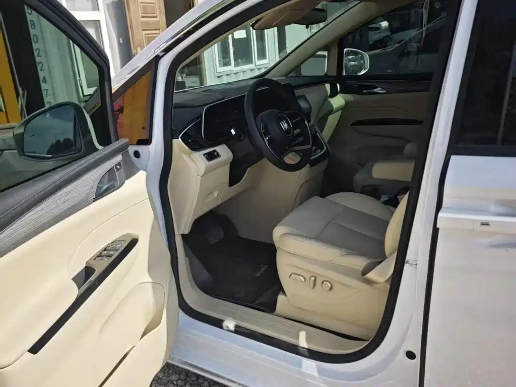 Buick GL8 2025 Premium