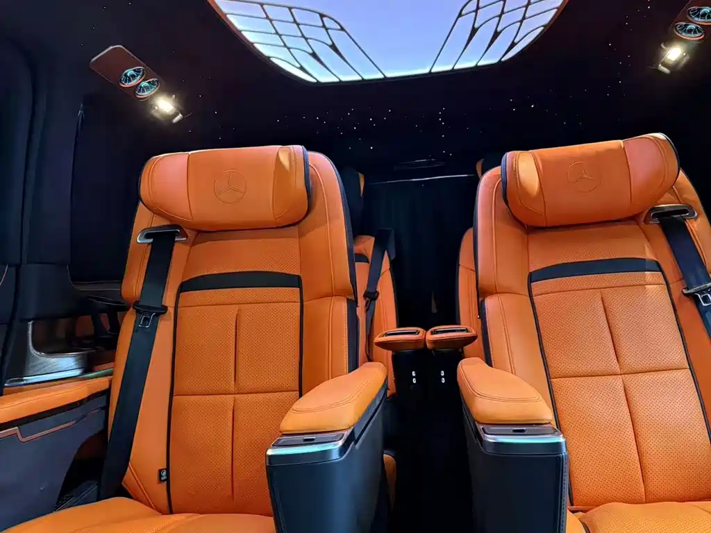 Mercedes-Benz V-Class — миниатюра 10