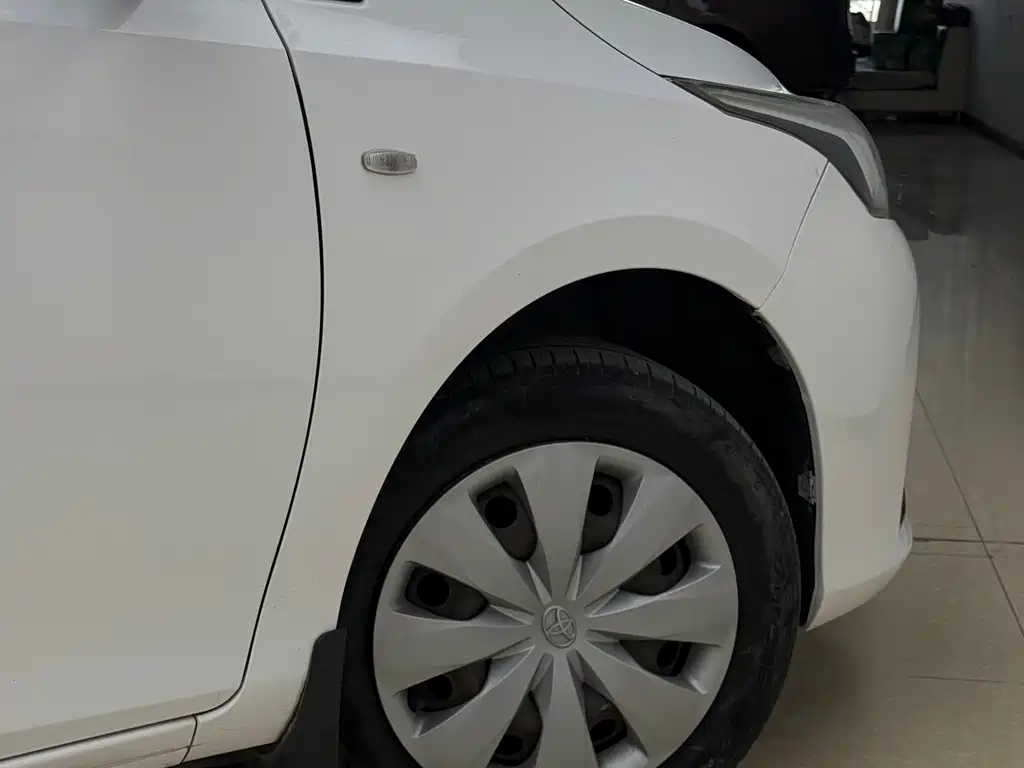 Toyota Yaris L — миниатюра 23
