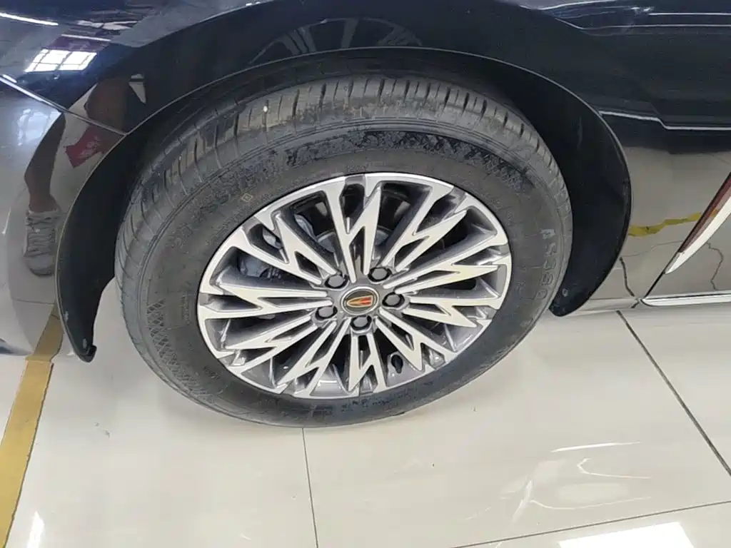 Hongqi Hongqi H5 — миниатюра 23