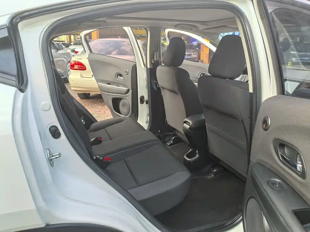 Honda Vezel — миниатюра 11