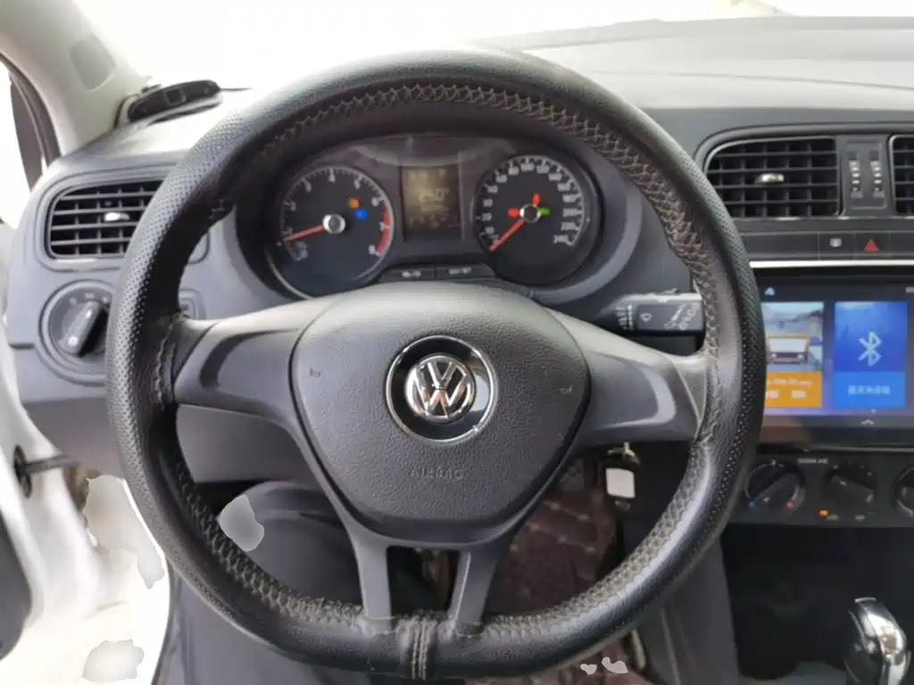 Volkswagen Polo — миниатюра 11