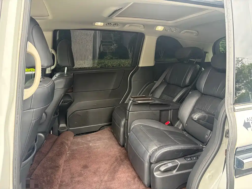 Honda Elysion — миниатюра 5