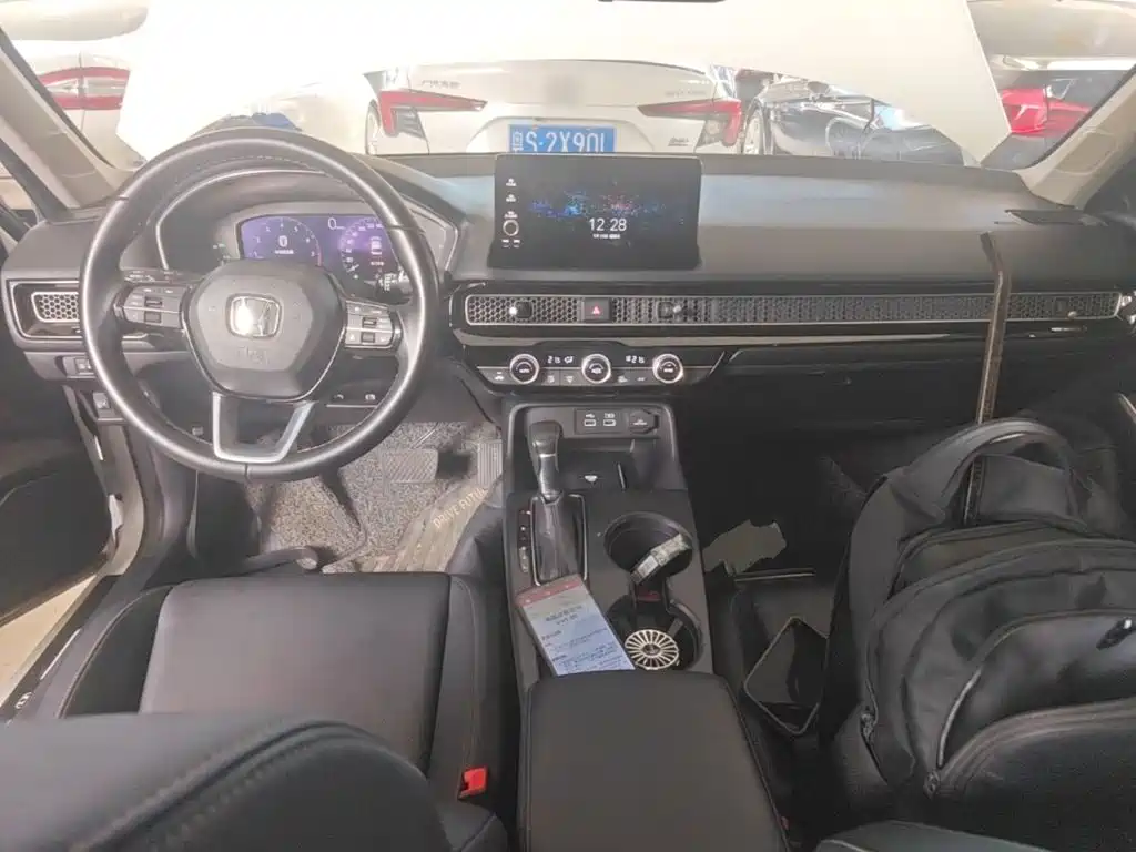 Honda Civic — миниатюра 10