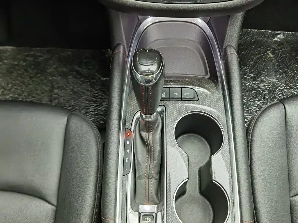 Chevrolet Malibu XL — миниатюра 13