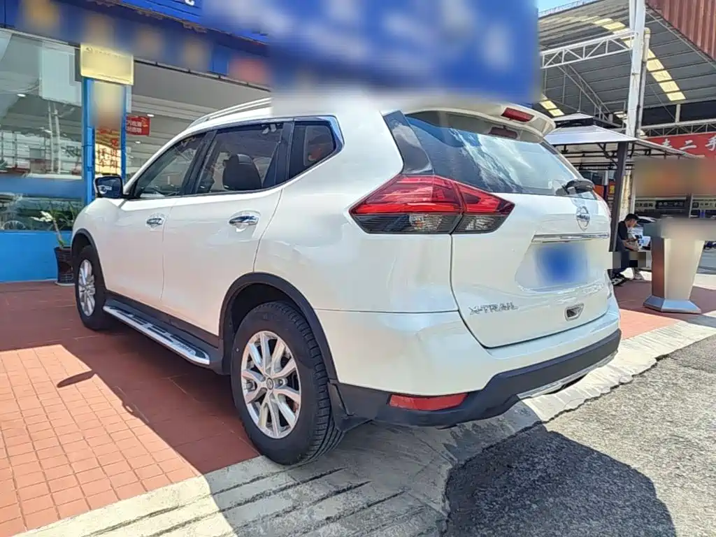 Nissan X-Trail — миниатюра 5