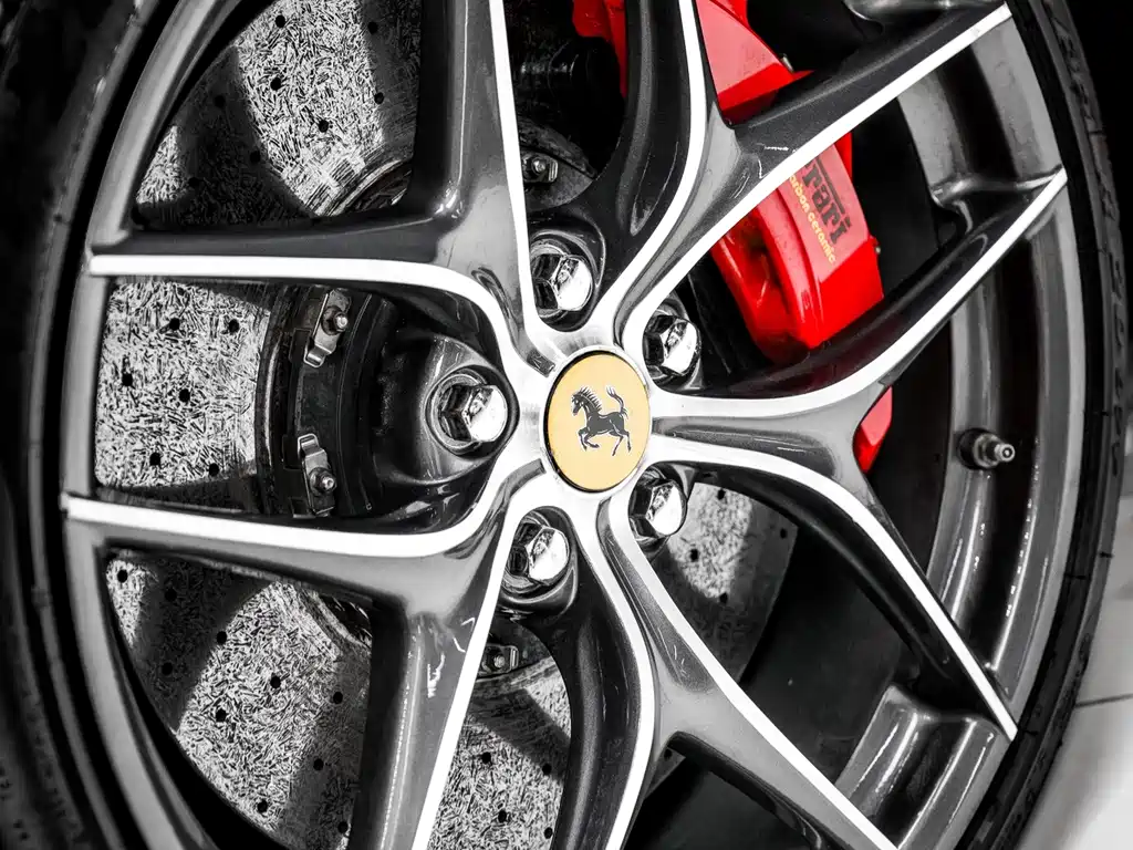 Ferrari F12berlinetta — миниатюра 7