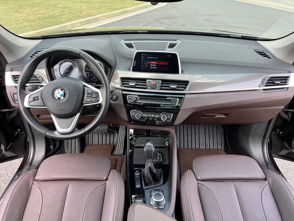 BMW X1 — миниатюра 12