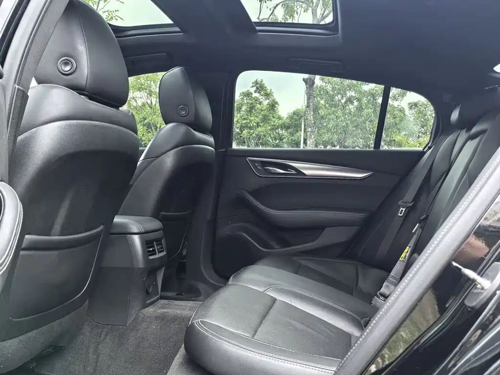 Cadillac CT5 2022 28T Luxury （ Standard ）