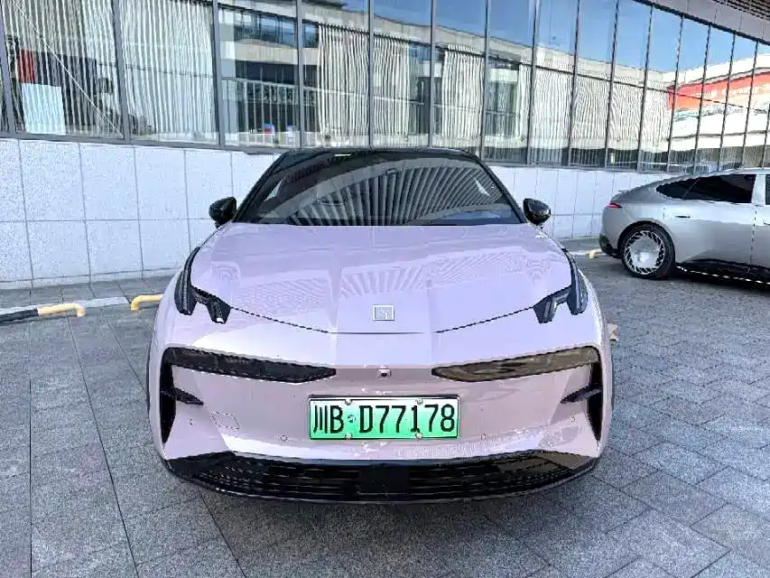 Zeekr X — миниатюра 2