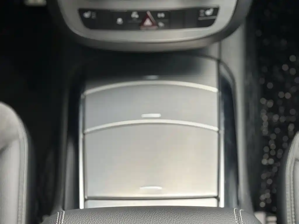 Mercedes-Benz R-Class — миниатюра 15