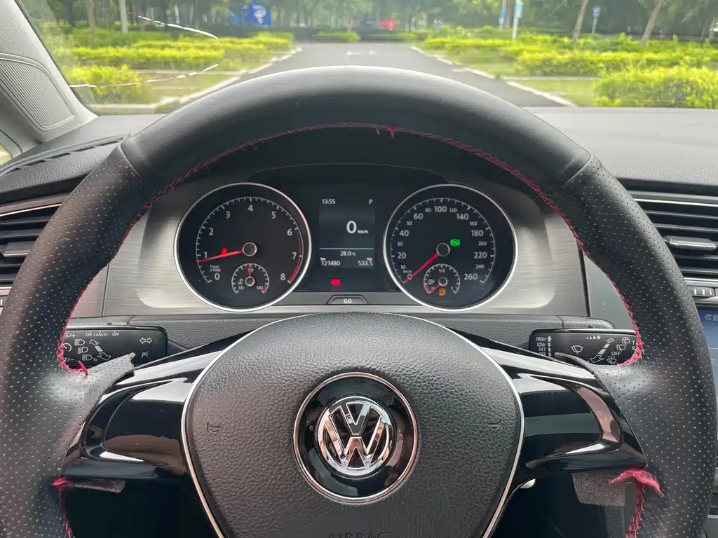 Volkswagen Golf — миниатюра 15