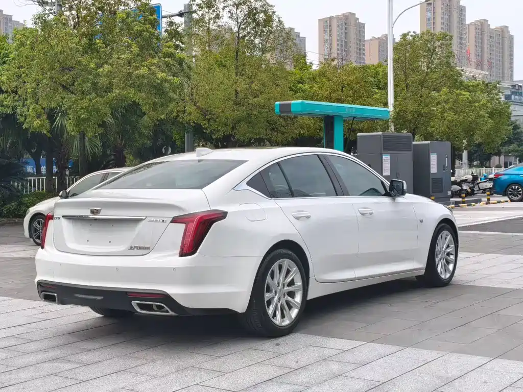 Cadillac CT5 — миниатюра 9