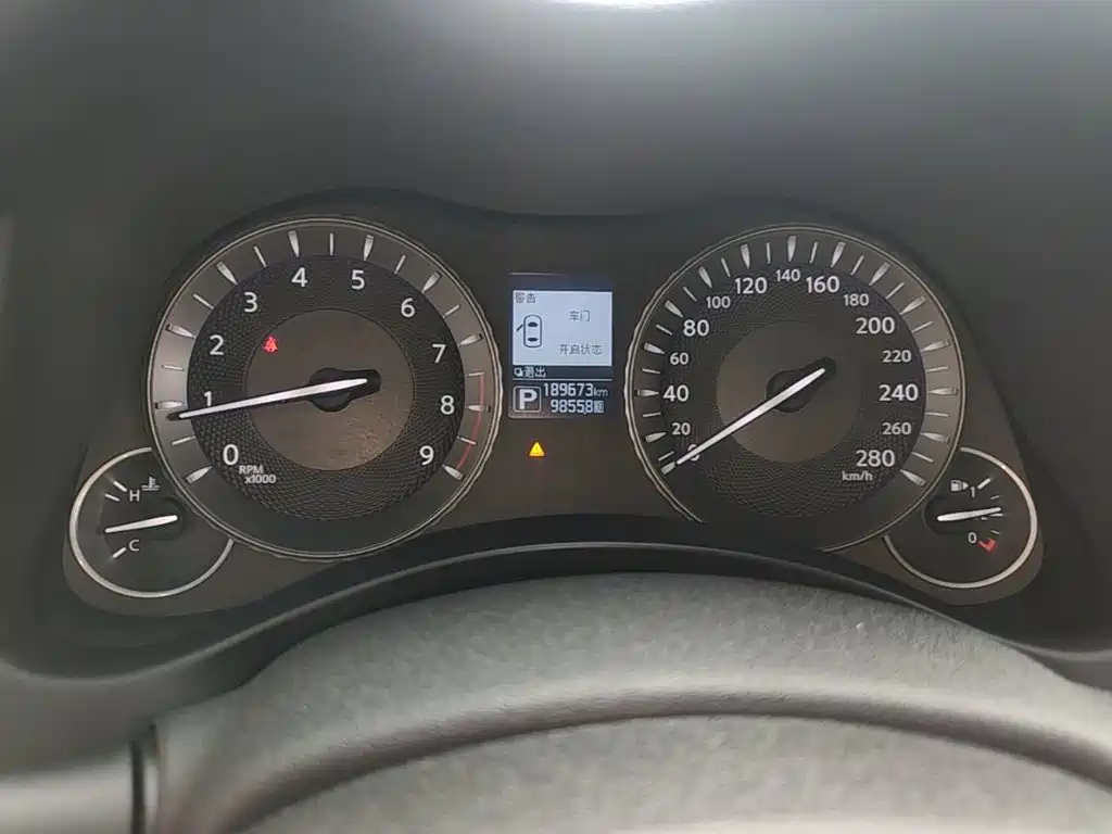 Infiniti Q70 — миниатюра 16