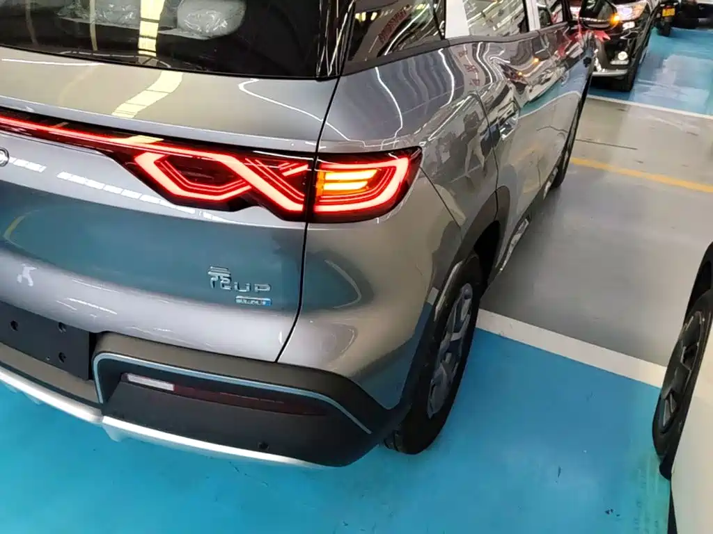 BYD Yuan UP — миниатюра 8
