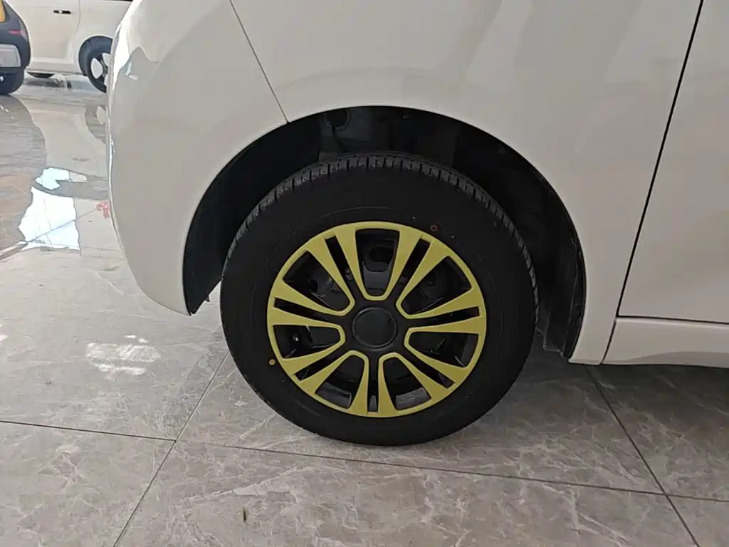 Wuling MINIEV — миниатюра 23