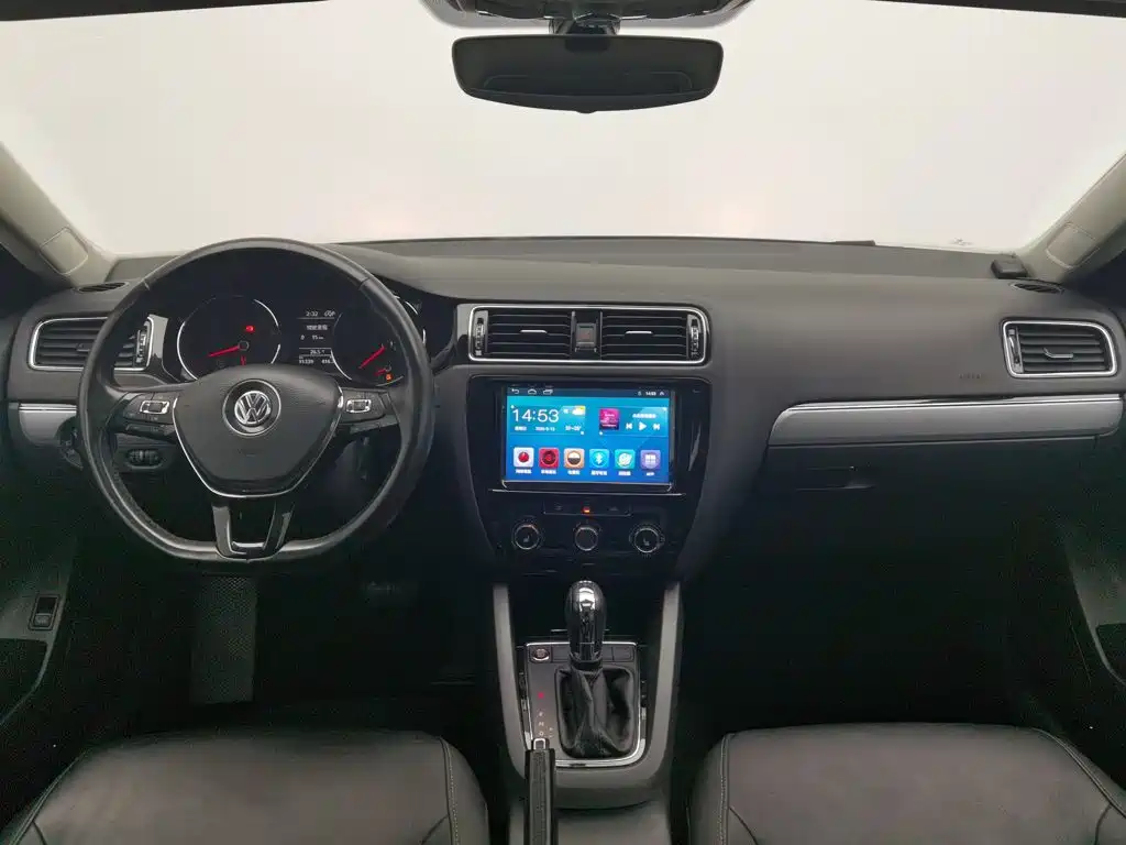 Volkswagen Sagitar — миниатюра 5