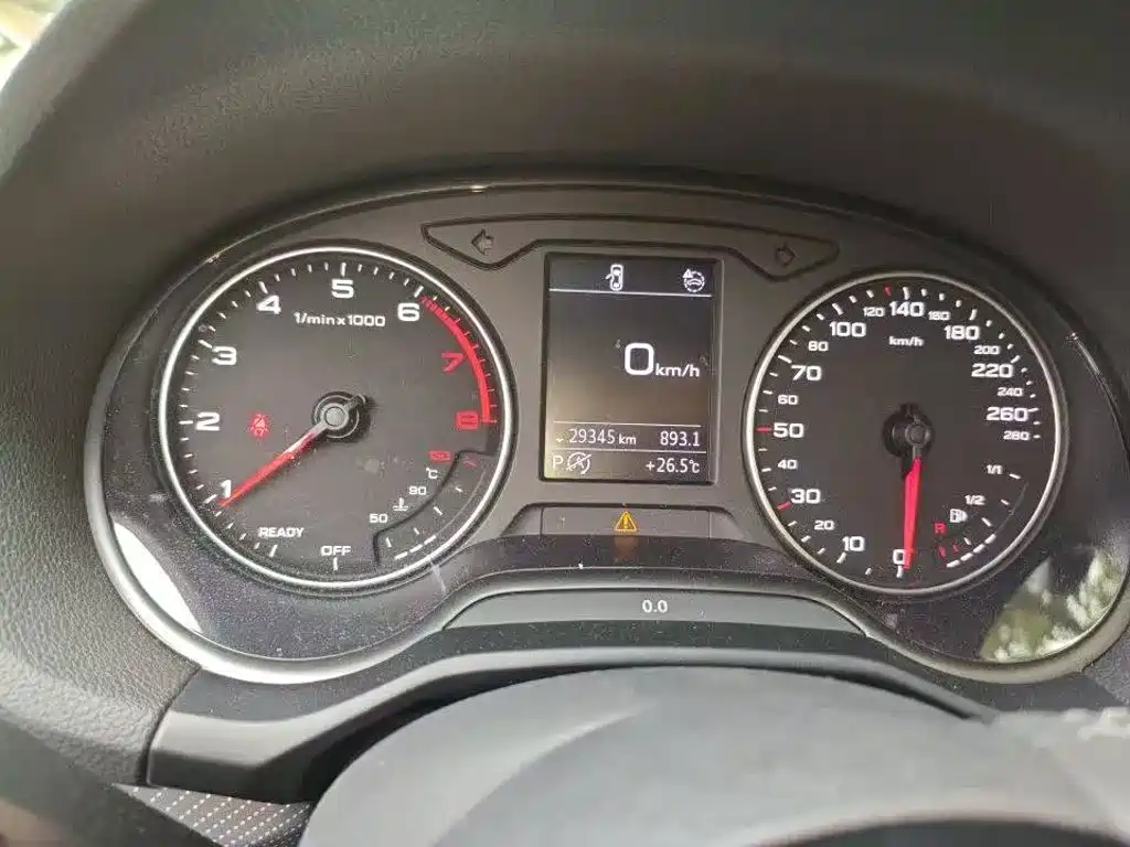 Audi Q2L — миниатюра 5