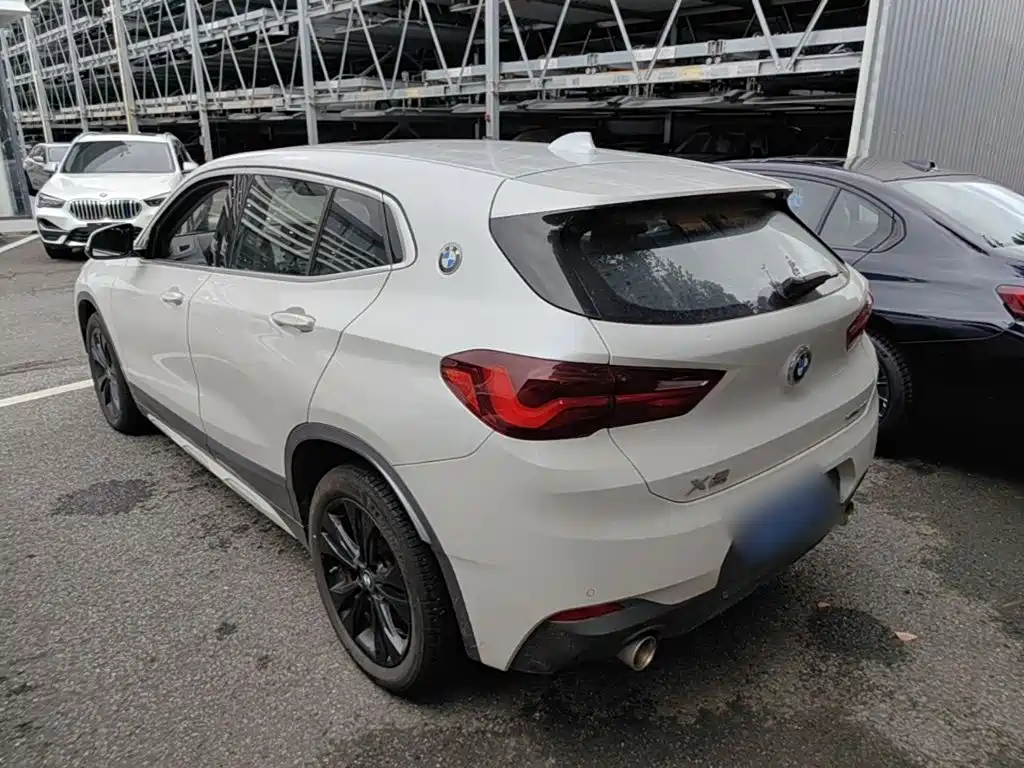 BMW X2 2023 sDrive25i M