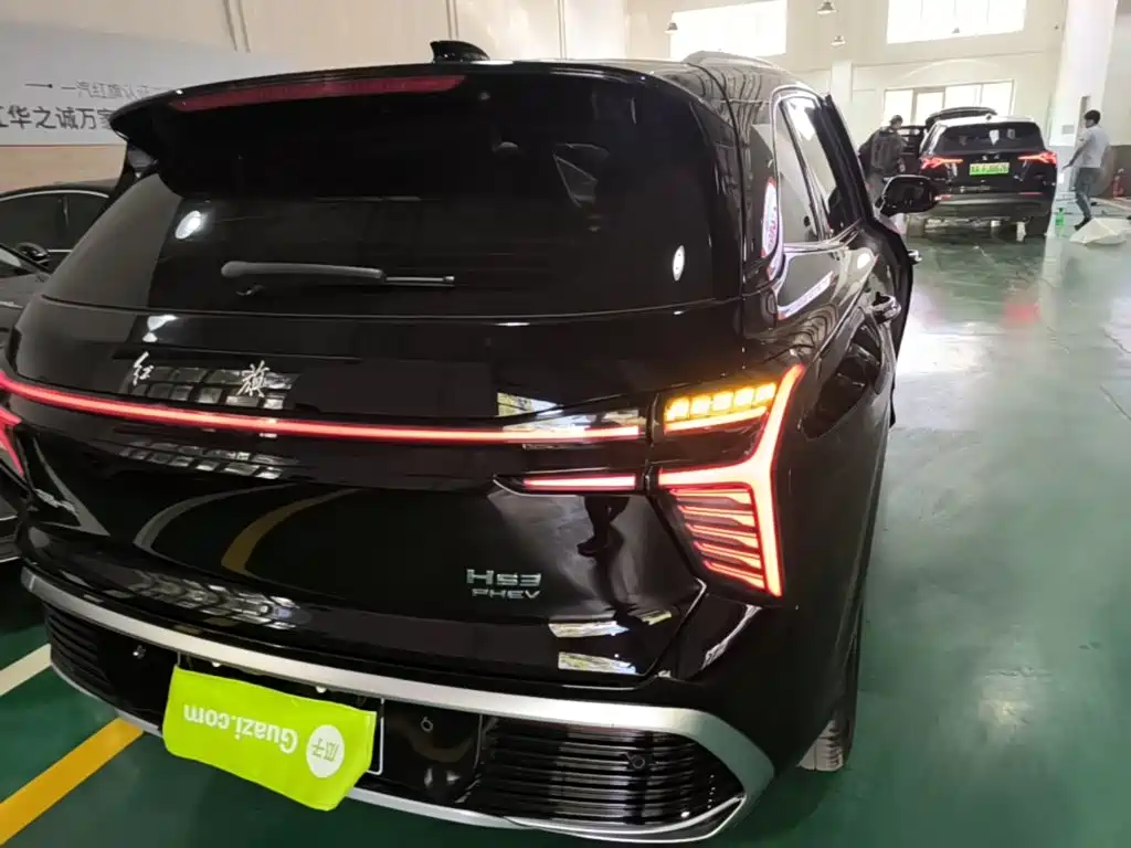 Hongqi Hongqi HS3 PHEV — миниатюра 8