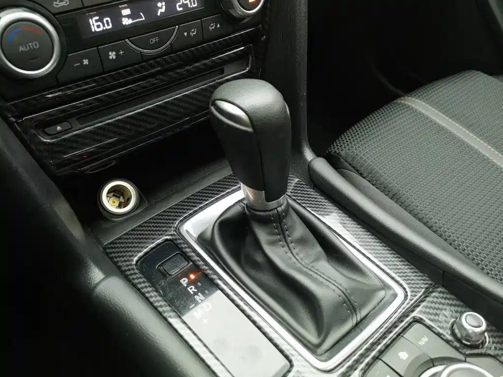 Mazda 3 Axela — миниатюра 13